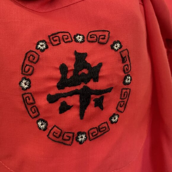 Vintage Mens Bathrobe Health Robe Embroidered Kimono Red with Tie Asian - Picture 6 of 8